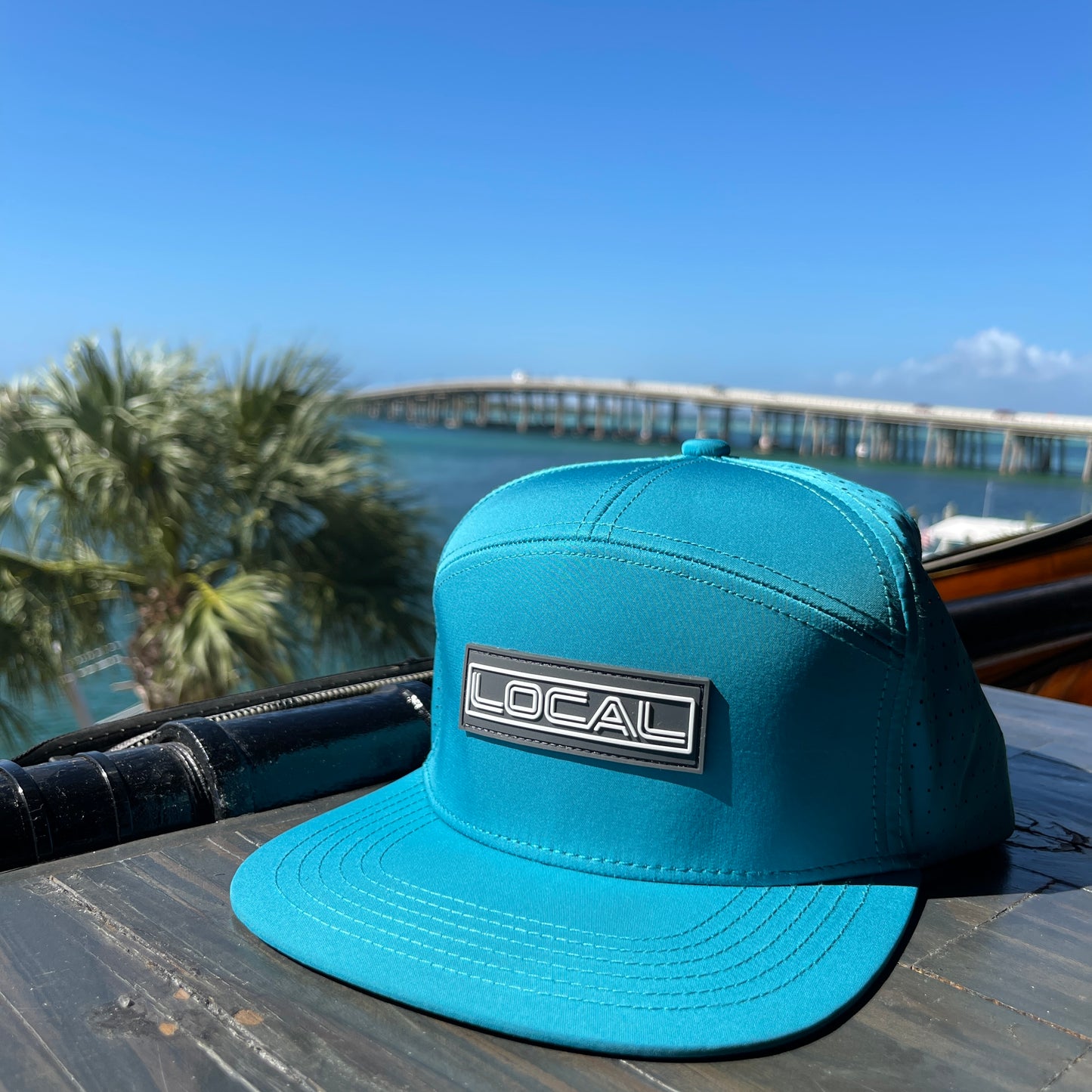 AquaFlow Lasermesh Snapback - 7 Panel